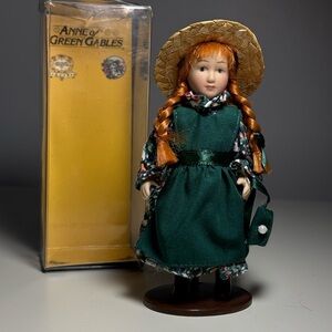 Vintage Anne of Green Gables Porcelain Doll Heritage Edition Avonlea Traditions